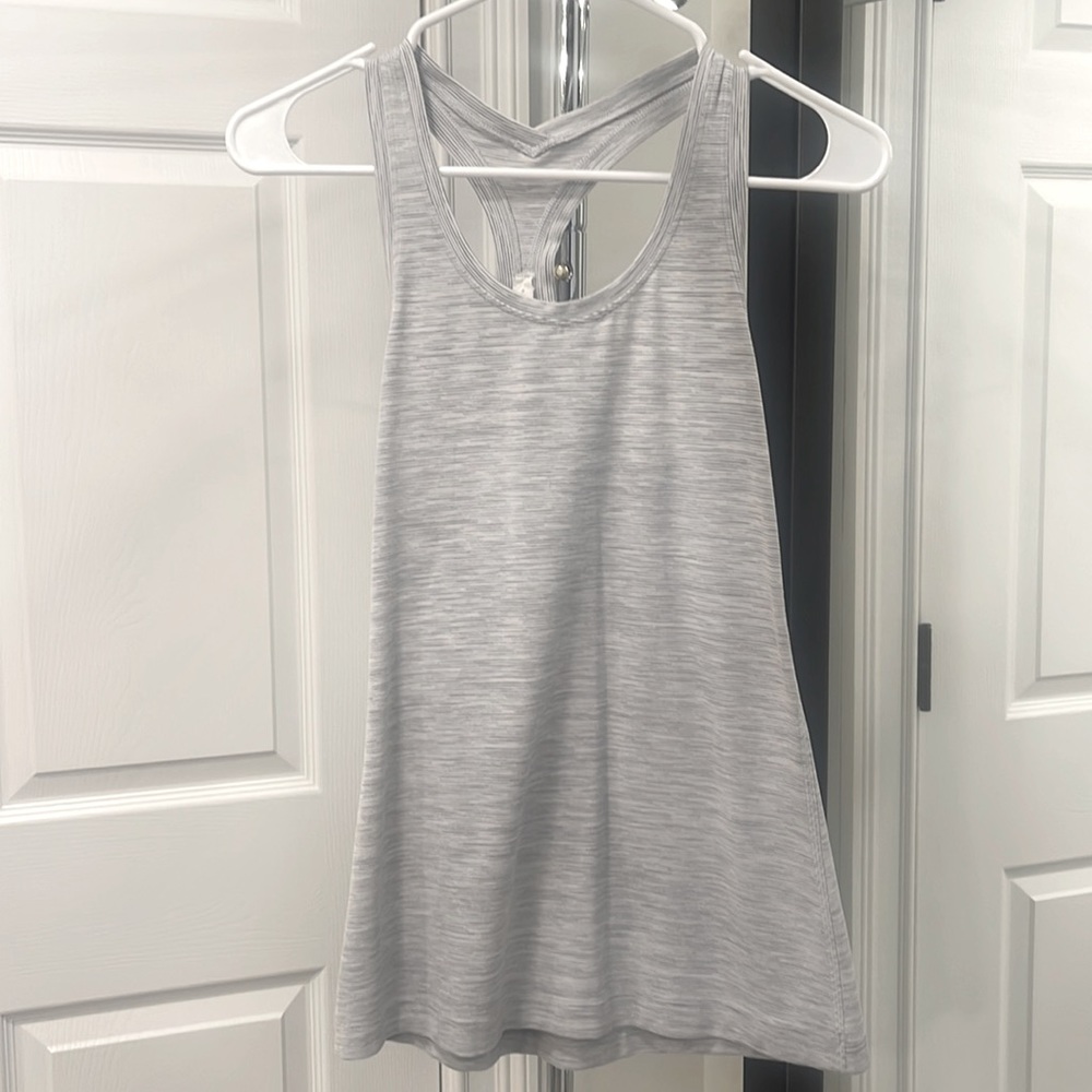 Lululemon yoga tank. Size: 6. Color: white/light gray stripe.